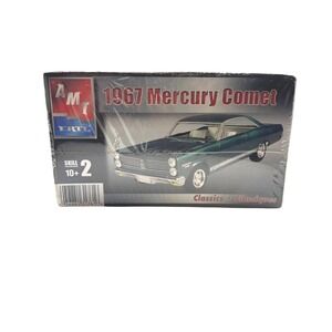 AMT ERTL 1967 Mercury Comet Classics 1:25 Scale Model Car Kit Sealed